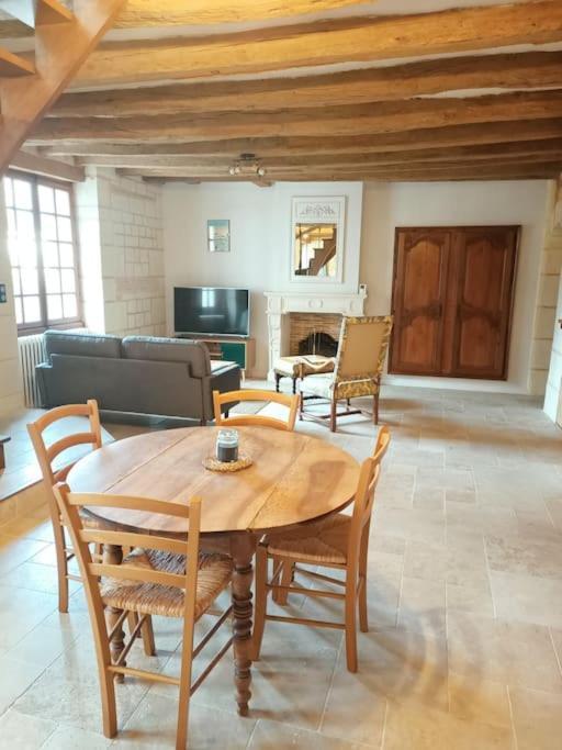 Gite Avec Vue Sur L'Indre Artannes-sur-Indre Eksteriør bilde